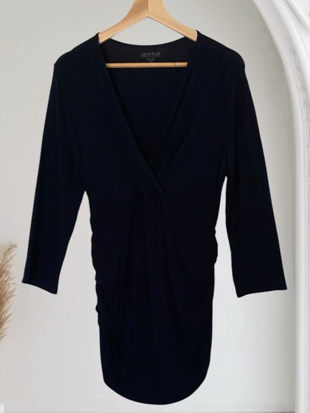A pea in the pod Top Maternity Tunic Modal Luxe Ruched Quarter Sleeve Navy Large